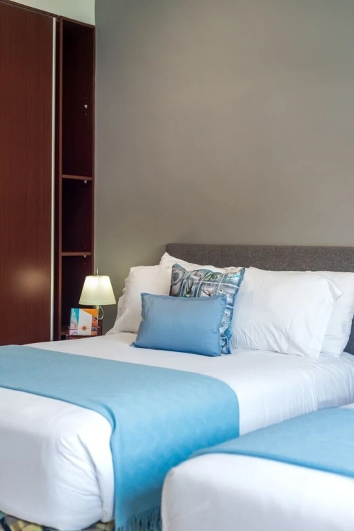 Sabbia 4201-3 Bedrooms ALL IN Suite Condo