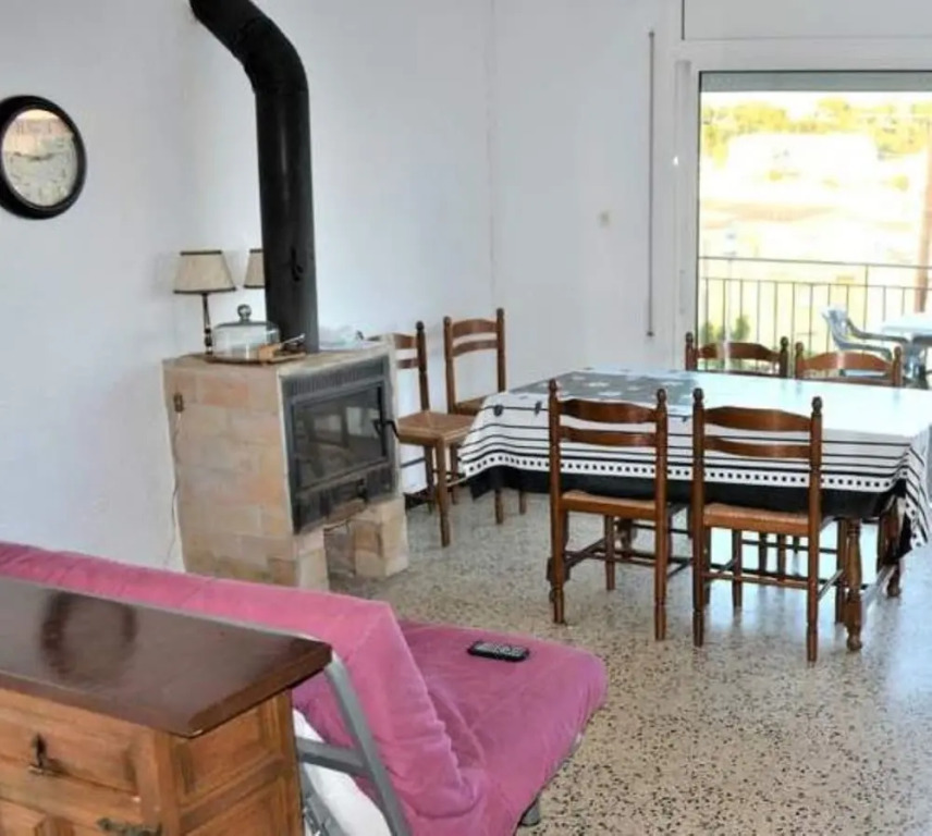 106029 - Apartment in  Llançà
