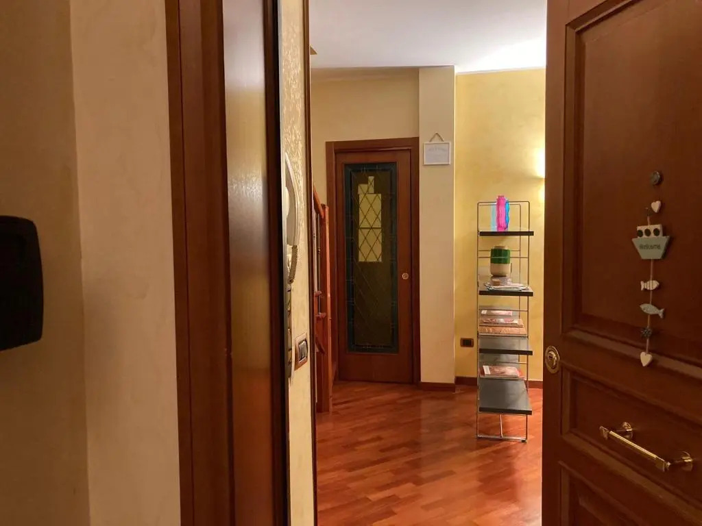 JFK b & b