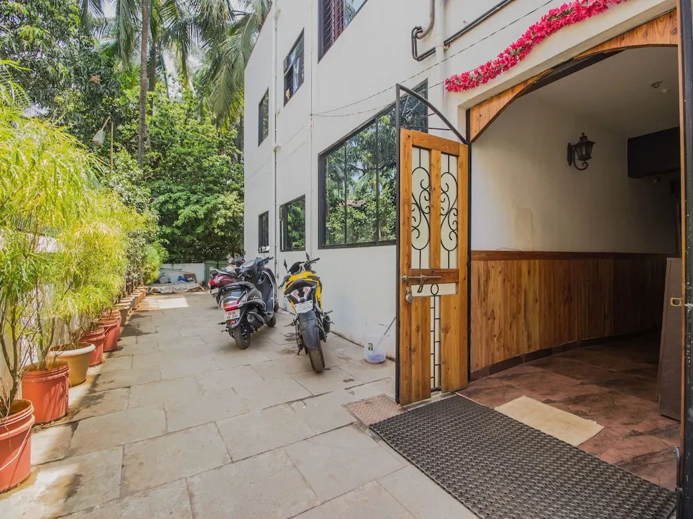 OYO 13054 Home 1BHK Siolim