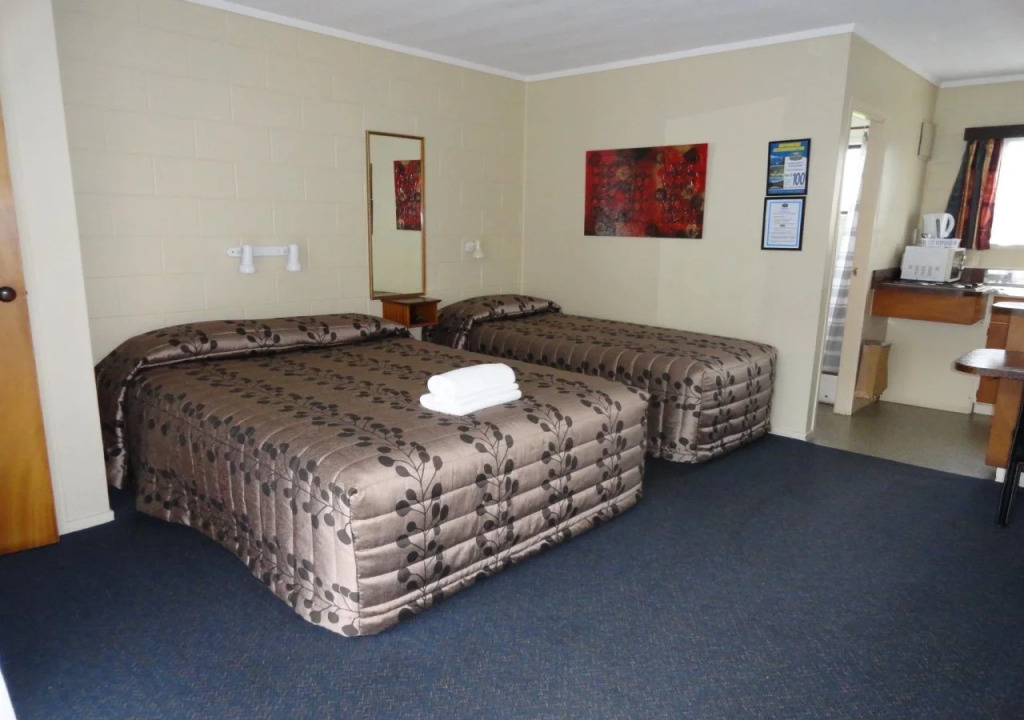 Wayfarer Motel