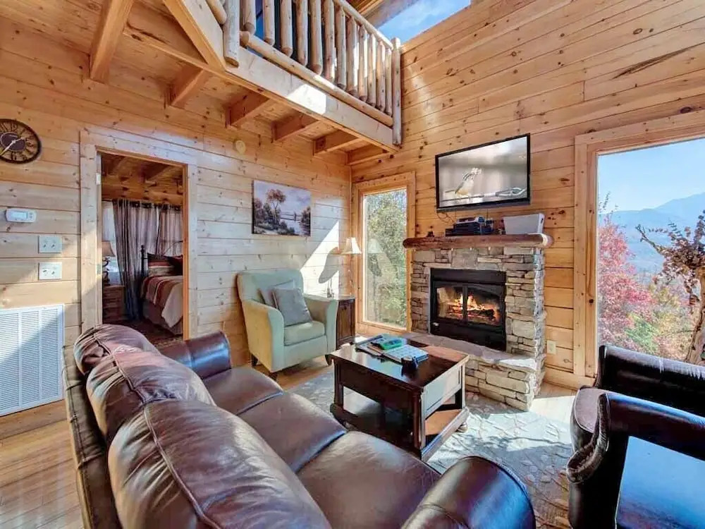Favored by Fortune - Three Bedroom Cabin