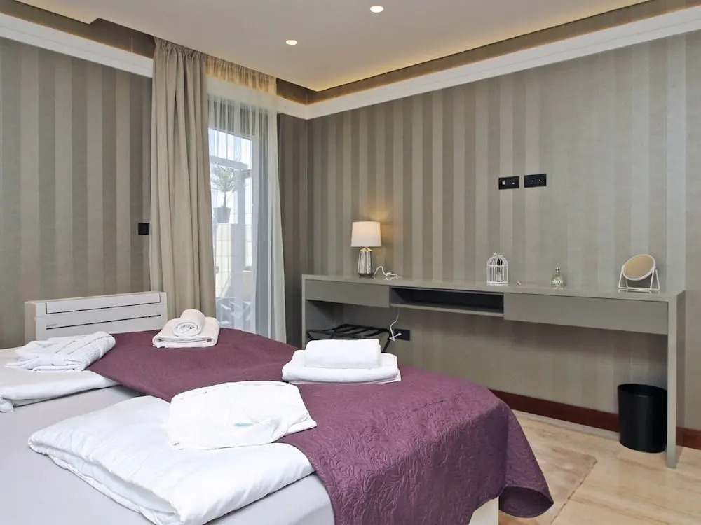 Luxurious two bedroom apartment with a sea view in Crikvenica