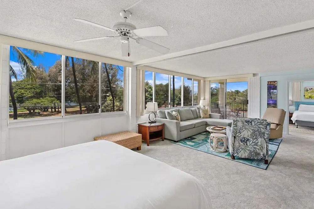 Haleakala Shores A-301 - Golden Sand Beaches, Ocean Views, Sleeps 6, Split AC!