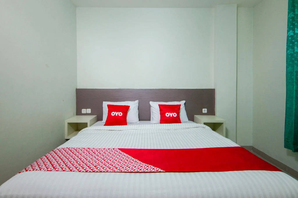 OYO 2382 Wisata Hotel