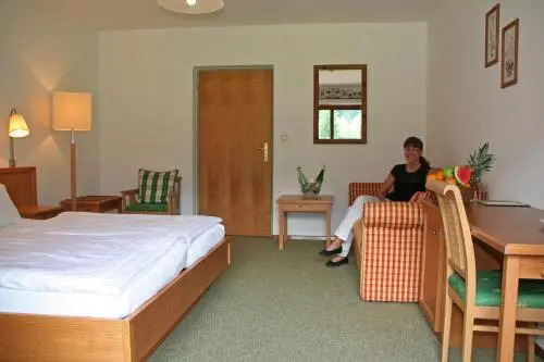 Hotel Garni Pension zur Wacht