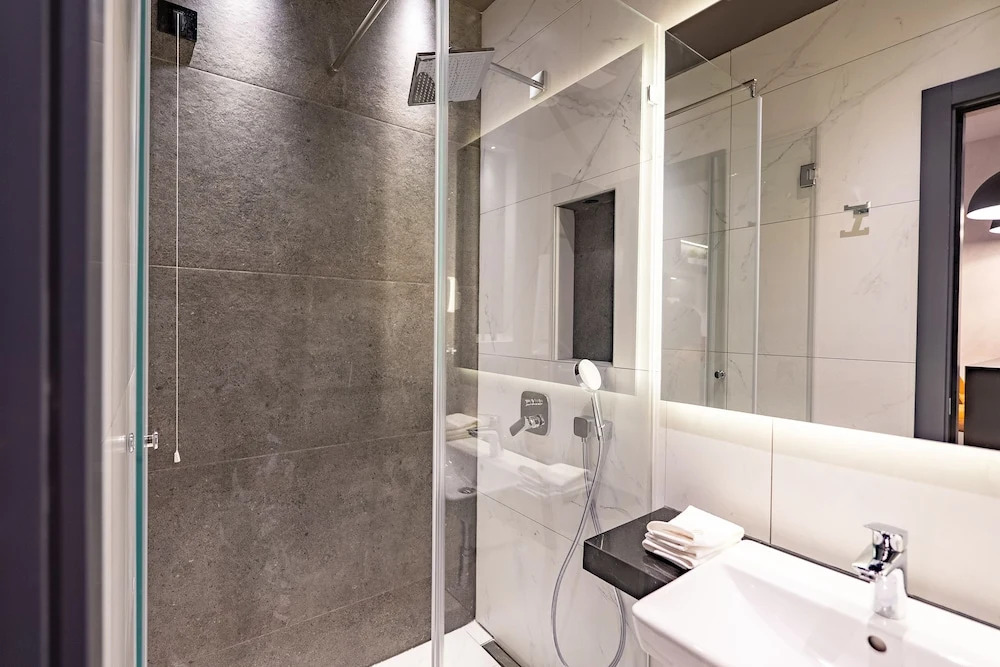 Hotel Element