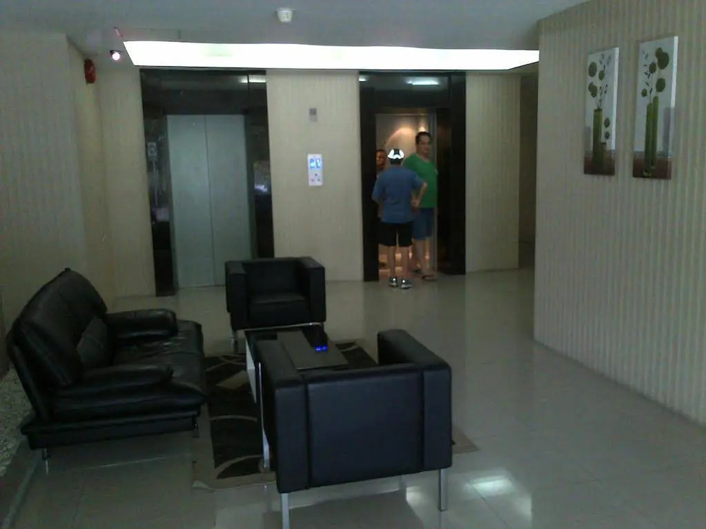 Puncak Permai Surabaya Apartemen unit 1733