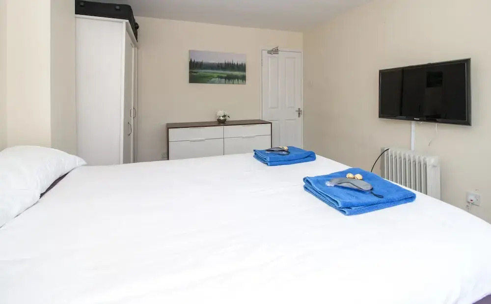Elegant Rooms in a Quiet Location
