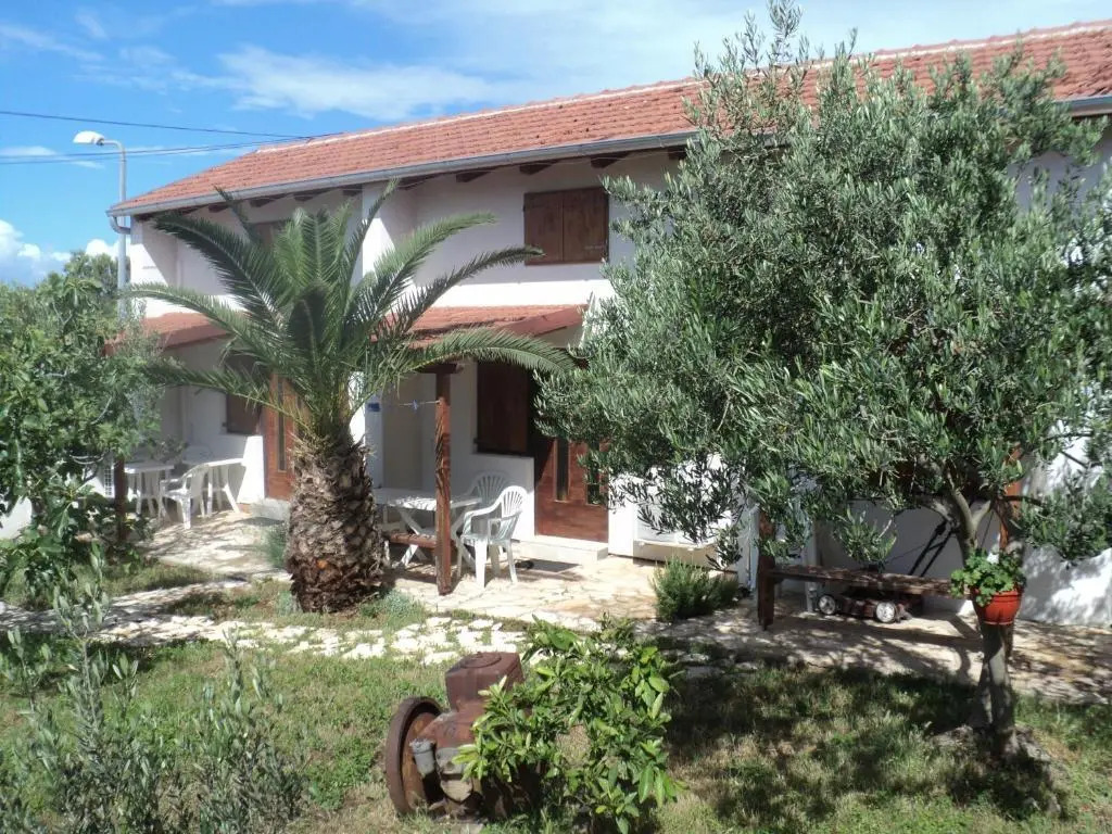 Apartments Jaram