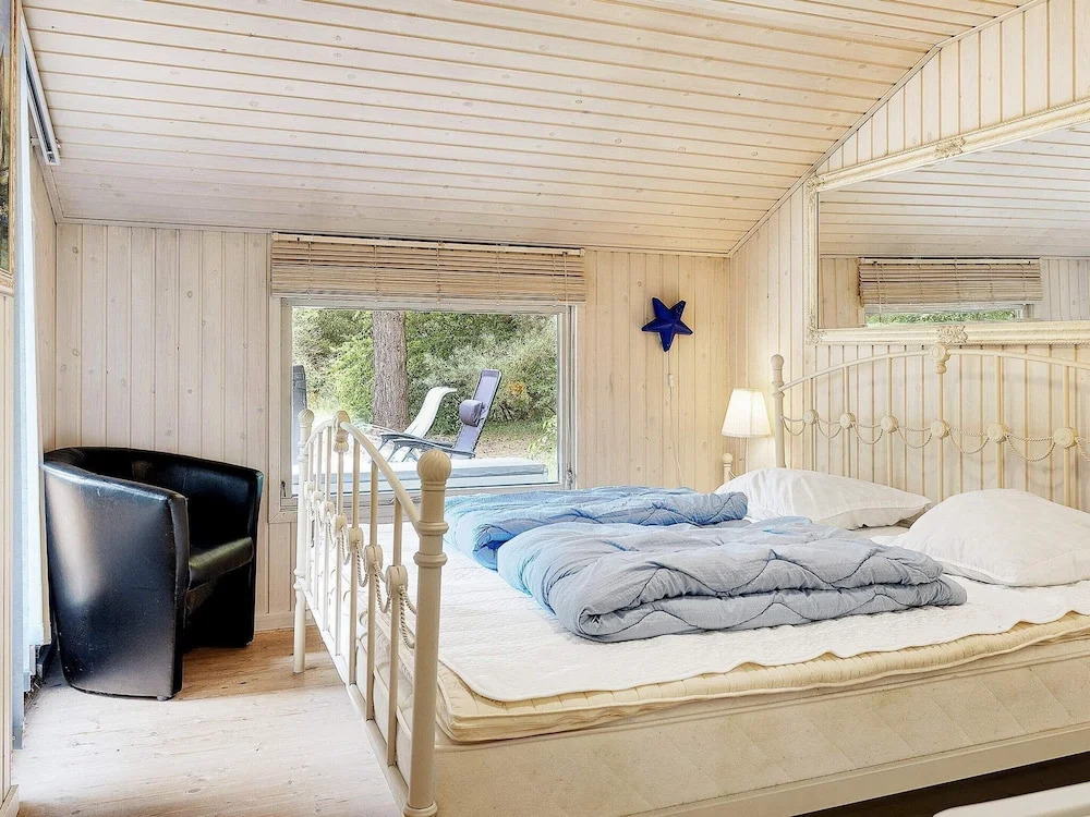 Garden View Holiday Home in Frederikshavn near Sea