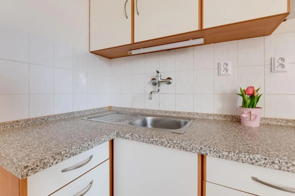 Sunshine Apartment near the City center