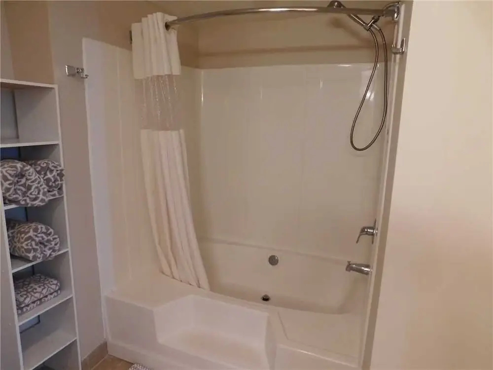 Harbourgate Marina #122 3 Bedroom Condo