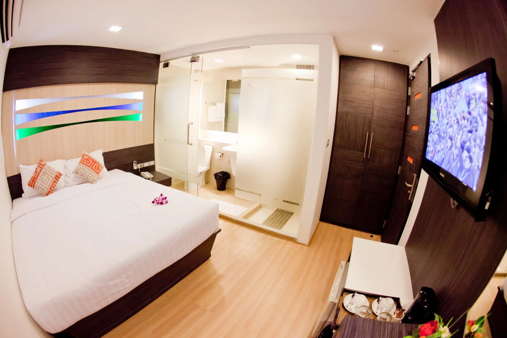 Seasons Boutique Hotel