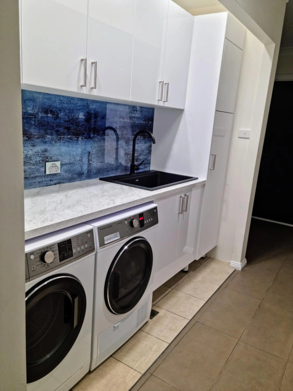 Swanway family holiday home - 15 min walk to beach, seconds to lake