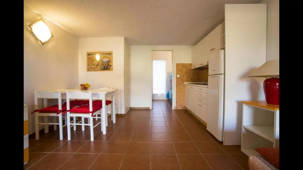 Apartment 6 people 150 m from the beach