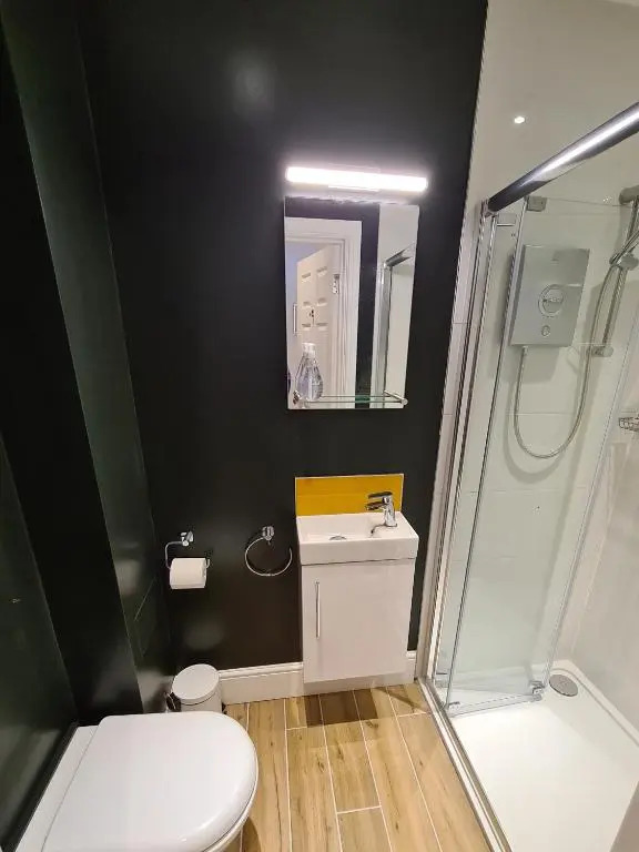 The Taylor Suite - Stunning 2-ensuite beds, Cathedral view roof garden