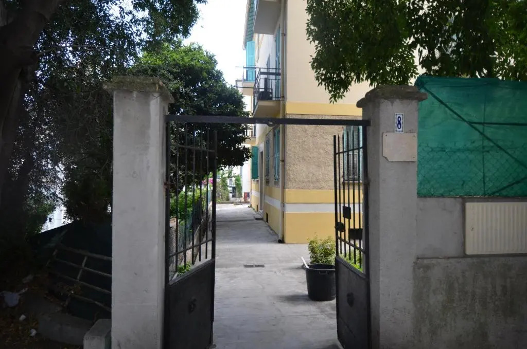 Appartement 4 Personnes Dans Les Hauteurs du Port de Nice