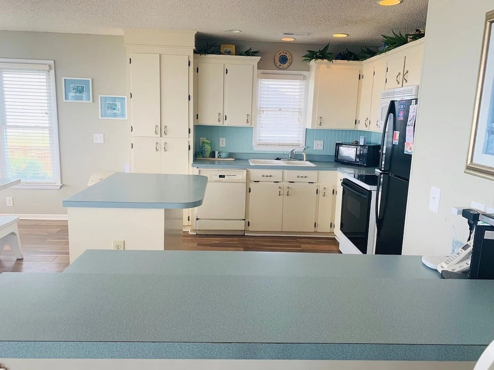 Bridgecrest - 4 Br Home
