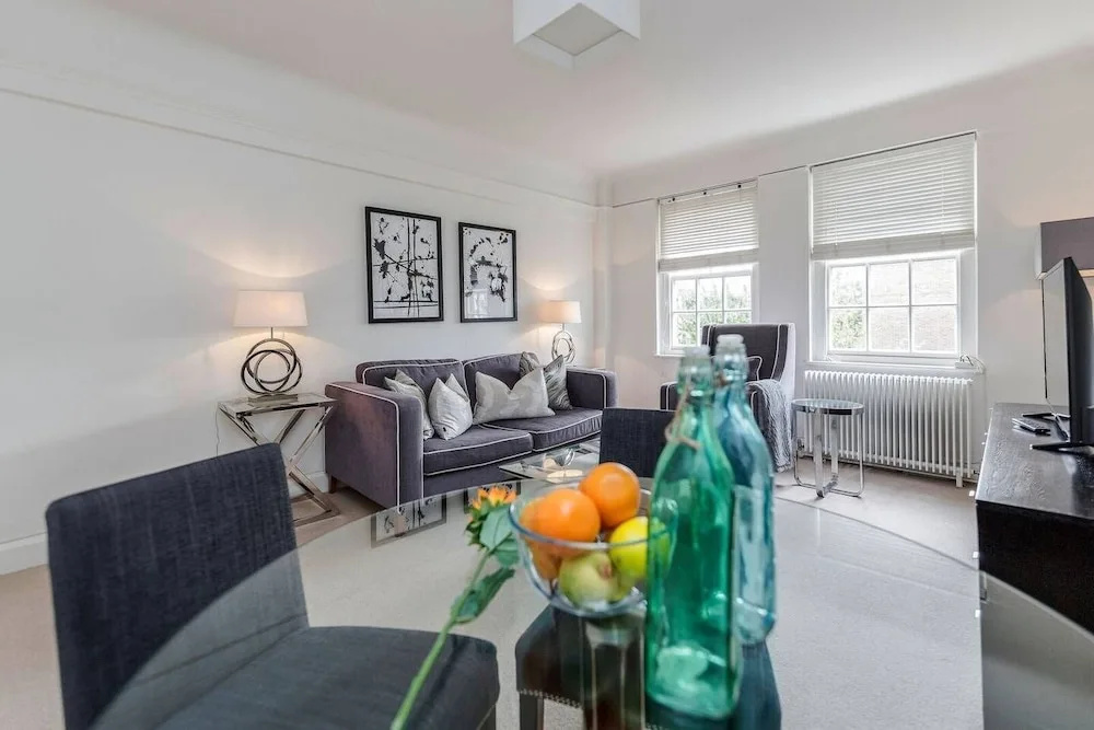 1 Bedroom Apartment in Chelsea - 43