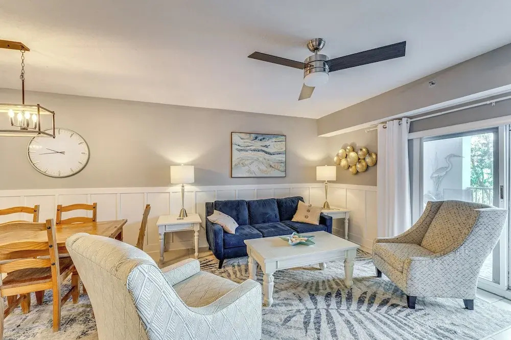 New Smyrna Beach Condo w/ Balcony & Ocean Walk
