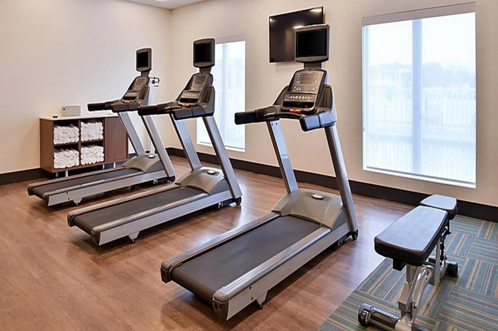 Holiday Inn Express Melbourne West by IHG