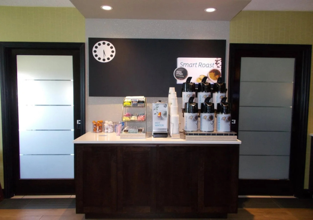 Comfort Inn & Suites Miami - Route 66