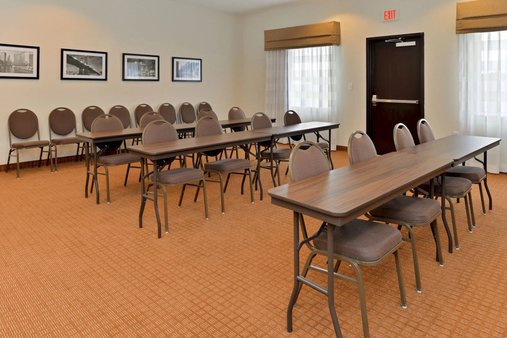MainStay Suites Meridian - Bonita Lakes