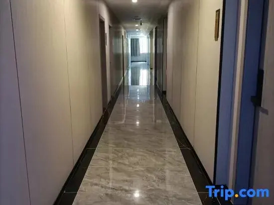 Yizhisi Theme Hotel