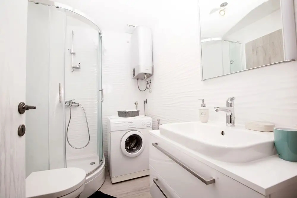 Luxury Modern Two Bedroom Penthouse