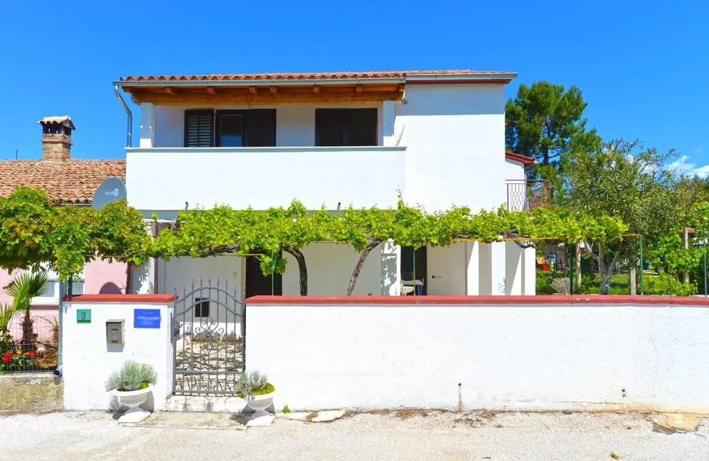 Apartment Branko 2081