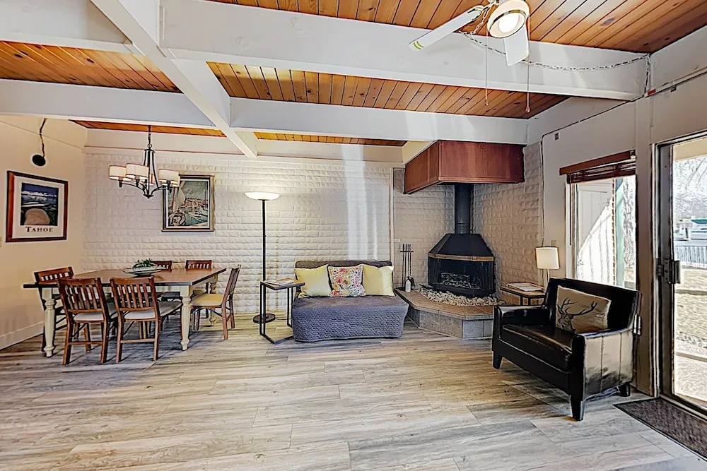 Tahoe Keys Mountain  W/ Dock 2 Bedroom Condo