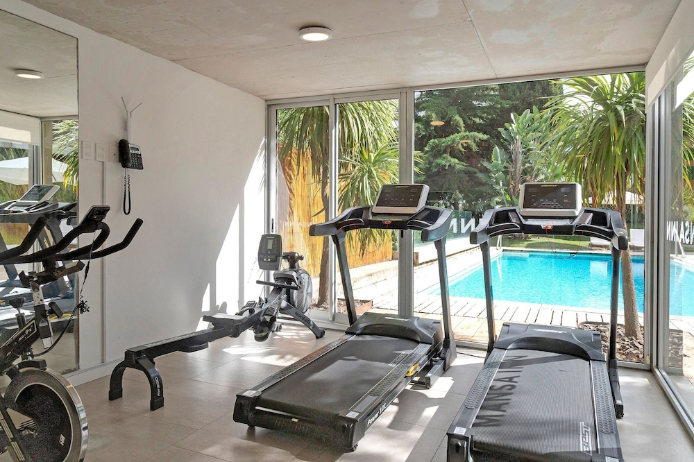 Oceana Suites Mansa Inn