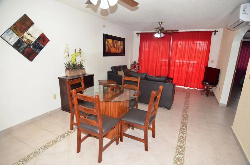 Apartment 1BR w balcony Rinconada Del Sol