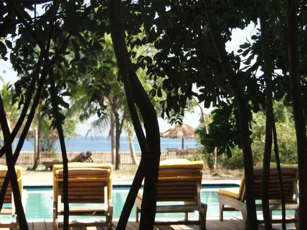 Giman Free Beach Resort Pasikuda