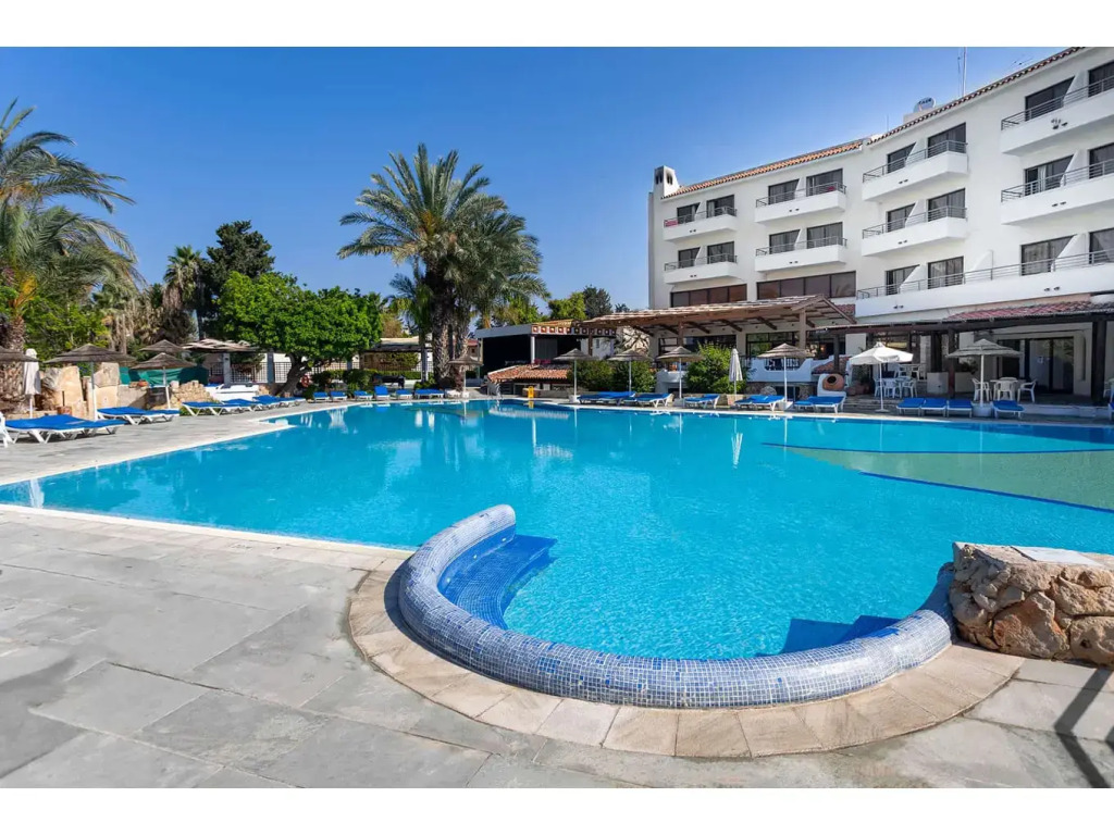 Resitour - Paphos Gardens