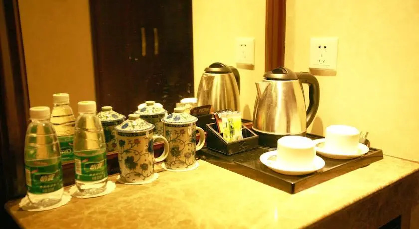 Shunfeng International Hotel