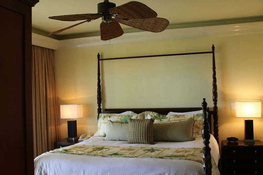 Old Bahama Bay Resort & Yacht Harbour