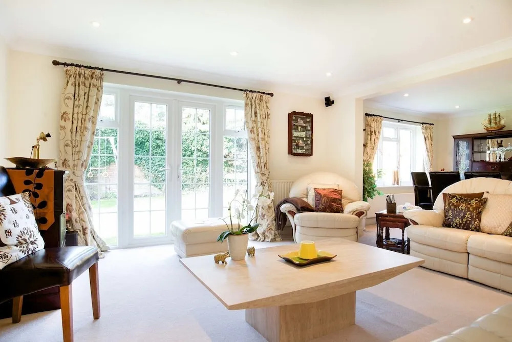 Veeve - Wonford Close