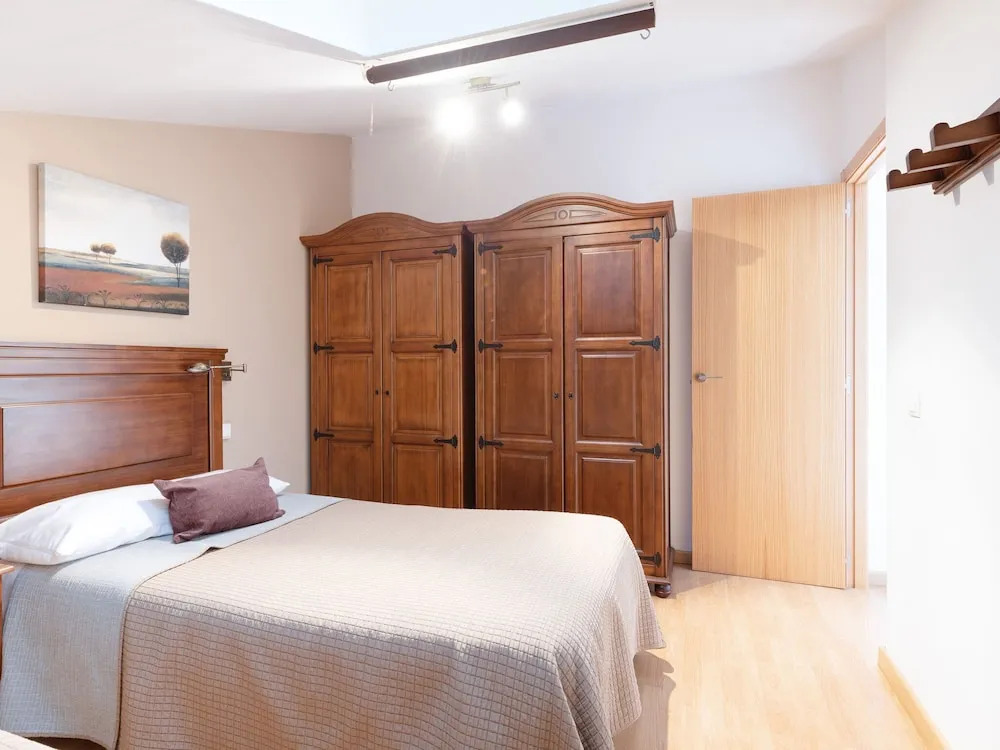 Ravishing House Boat in Gúdar with Fireplace