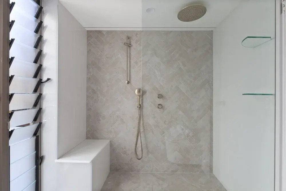 Stylish 3-bed Newport Stay With Balcony