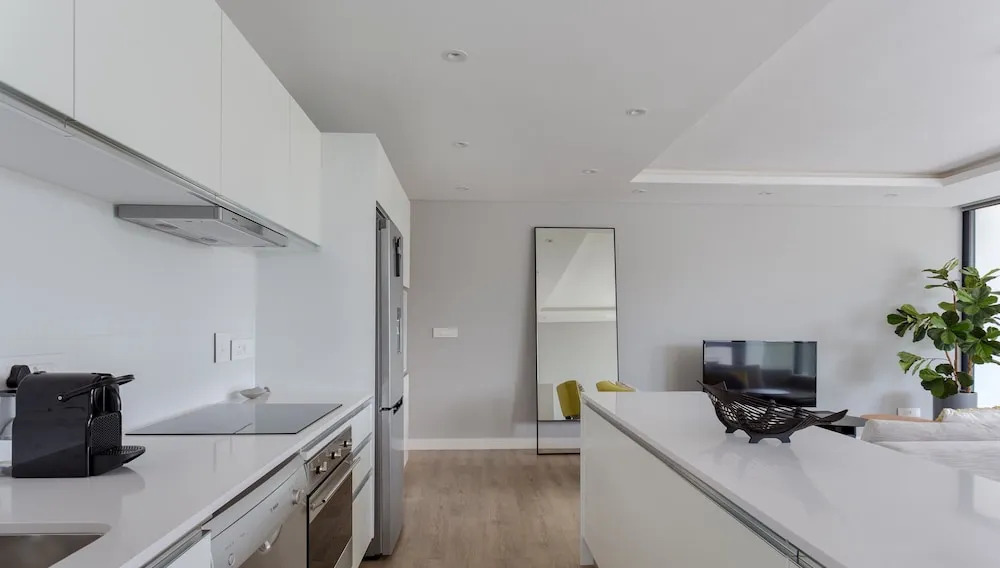 202 Warwick