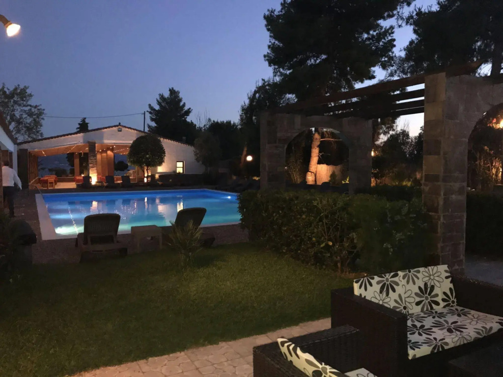 Stefania Beach Resort
