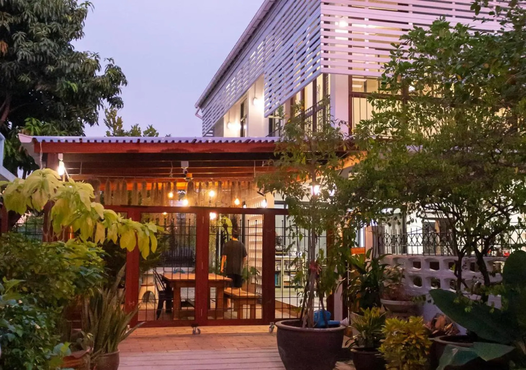 liaw base house