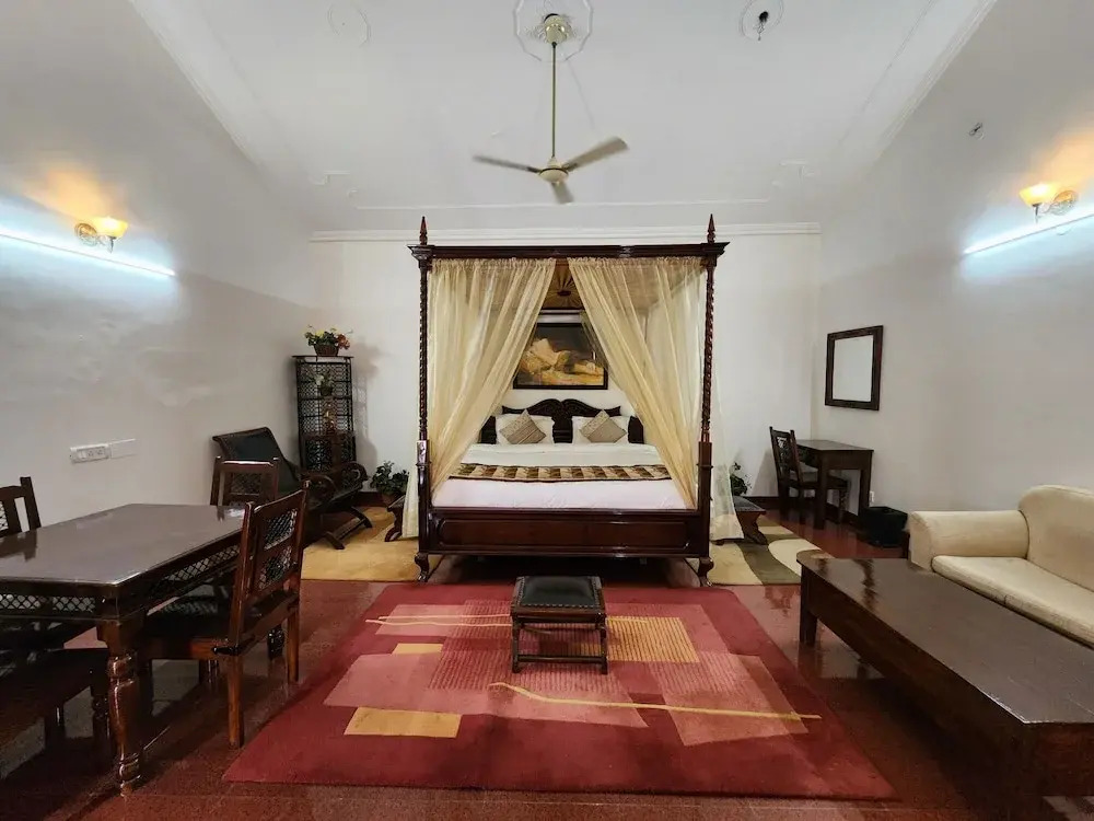 Hotel Royal Ark - Kasauli