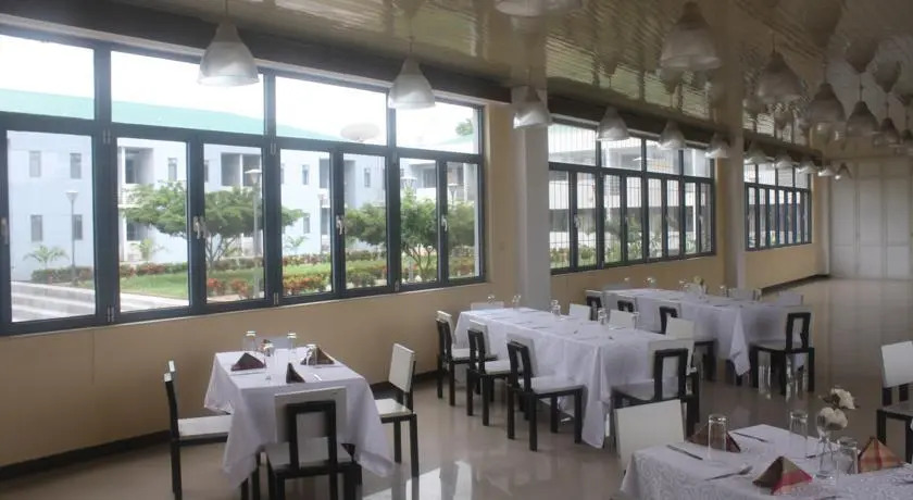 Gibs Guest Lodge