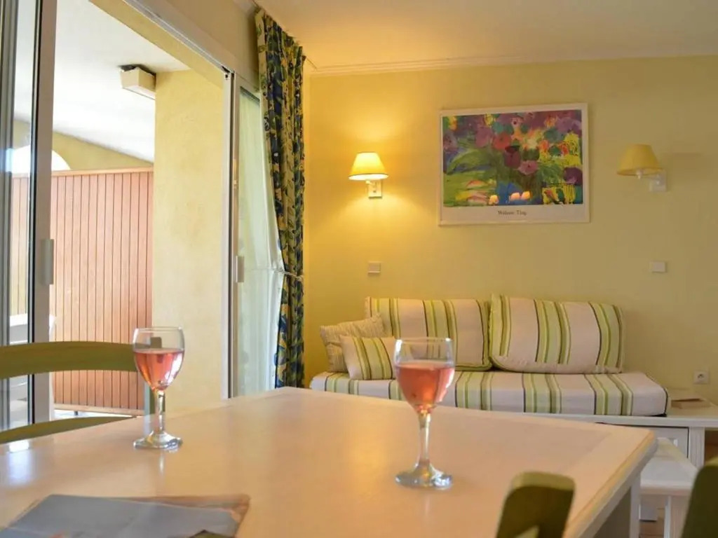Appartement Les Issambres, 2 pièces, 5 personnes - FR-1-226-81