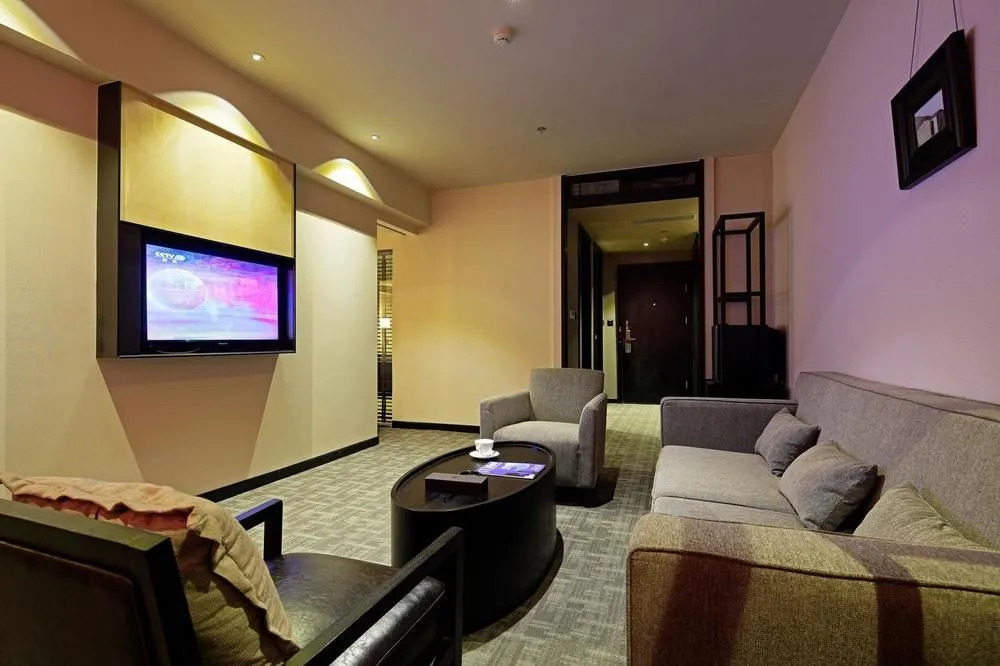 Wuhan Haiting Longan Hotel