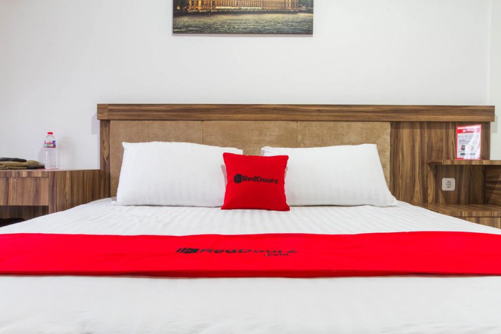 RedDoorz Plus near Sukajadi 2