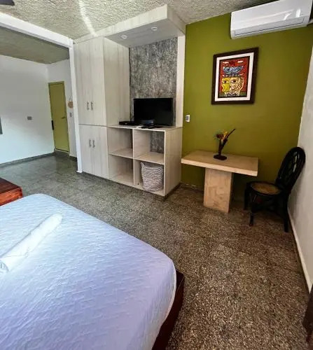 La Zona Hostel